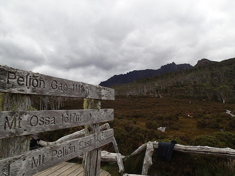 Signpost to Mt Ossa on the Overland track. Leave your pack here, but protect it from the crows!