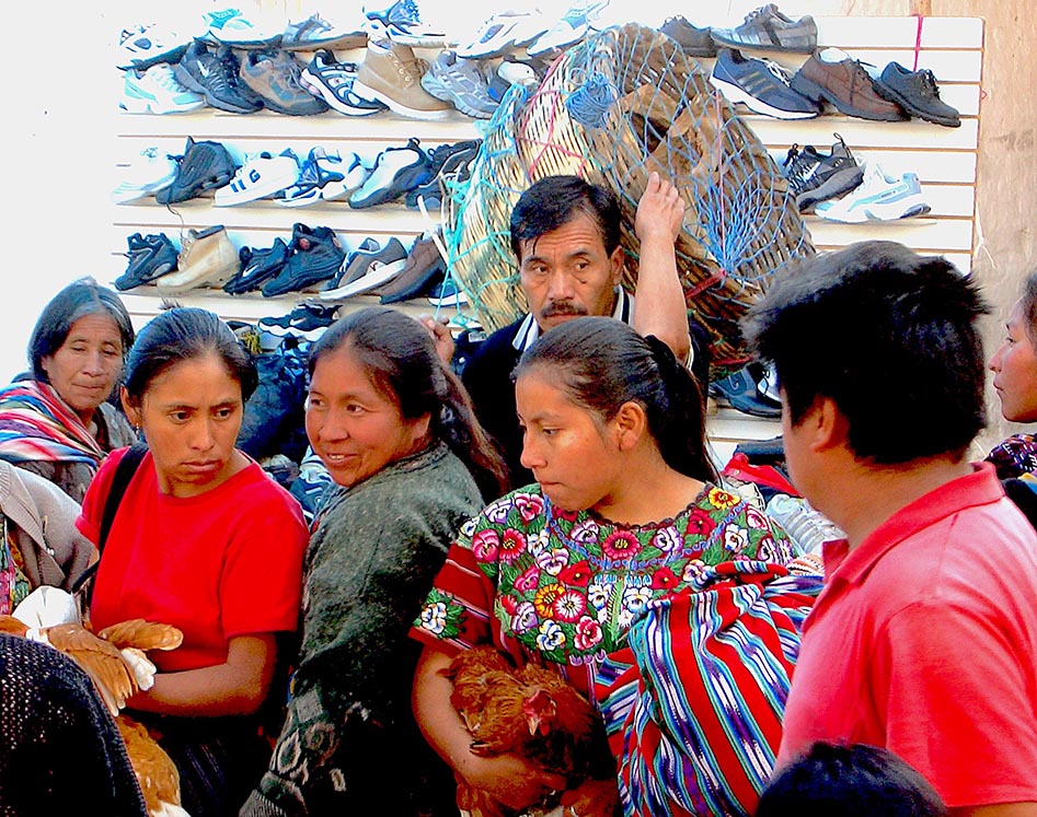 Exploring the live produce market in Chichicastenango.